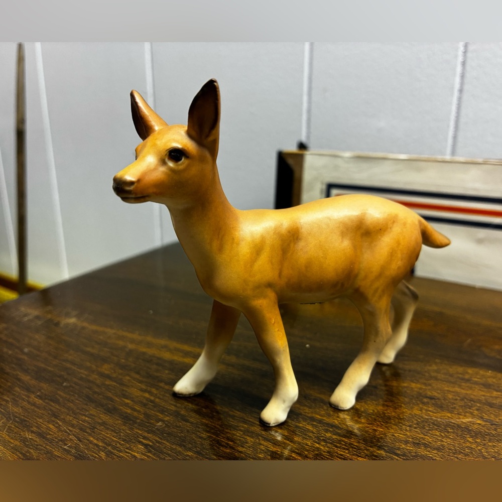 Vintage Victoria Ceramic JAPAN Doe Deer Figurine